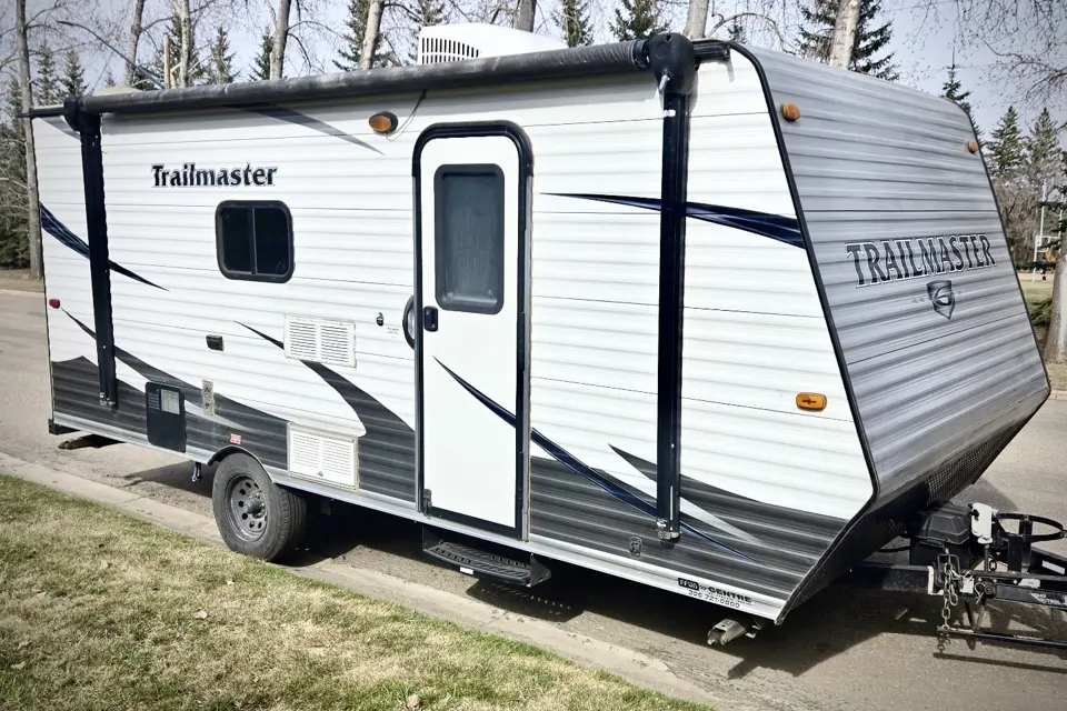 2017 Gulf Stream 198BH