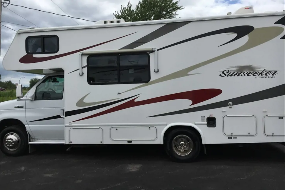 2011 Sunseeker 23U 23 pieds