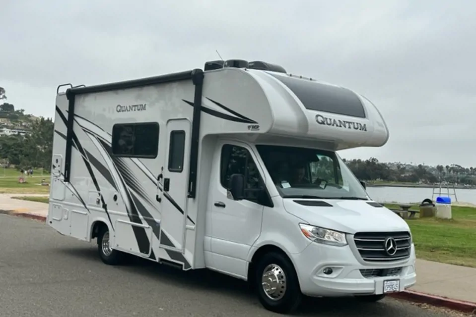 2023 Thor Motor Coach Quantum Sprinter MB24 Class C in Chula-Vista, California