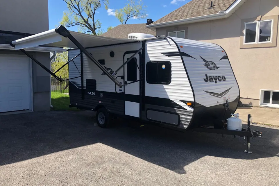 *Family Friendly* 2022 Jayco 174bh SLX With Solar à Ottawa, Ontario