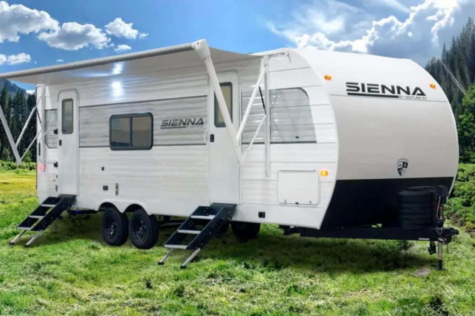 2025 Venture RV Sienna