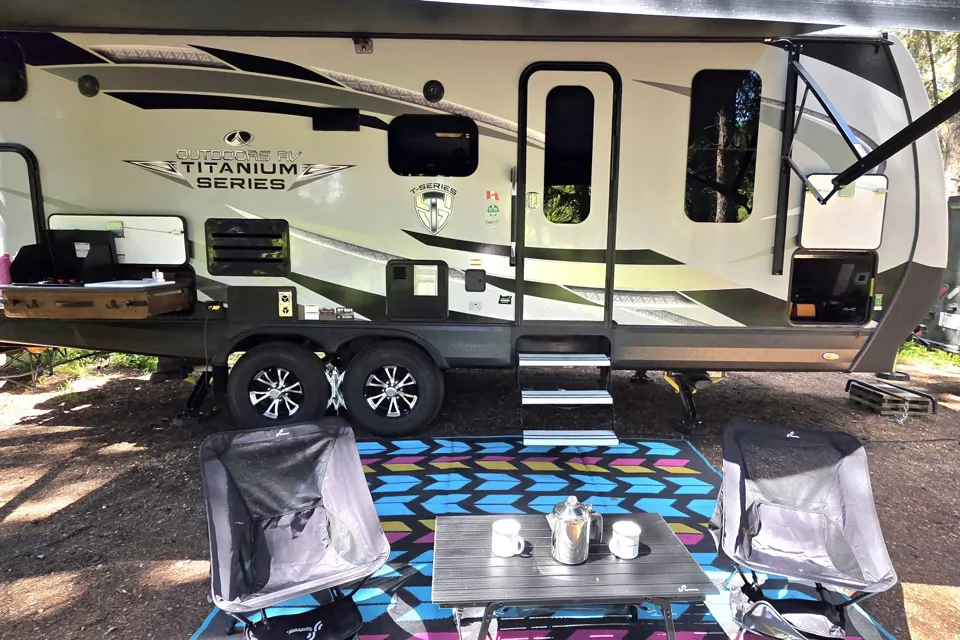 2023 Outdoors RV Manufacturing 23DBS Titanium