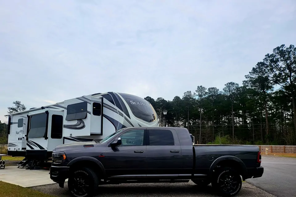 2022 Grand Design 346 fls