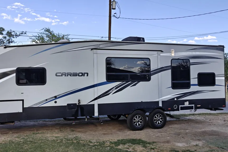 2015 Keystone Carbon 31