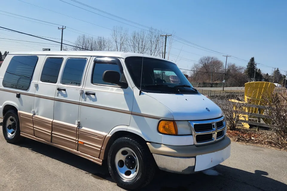 2003 Dodge Ram Van 1500