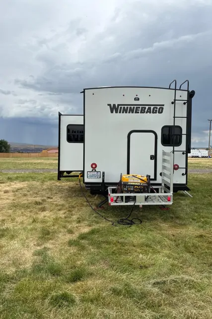 2022 Winnebago Minnie 2301 BHS
