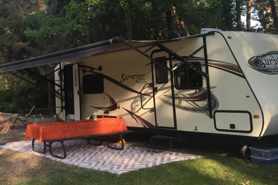 2013 Forest River Surveyor