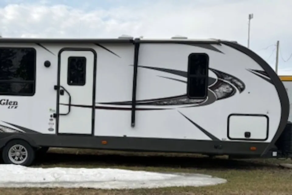 2018 Forest River Heritage Glen 242RK