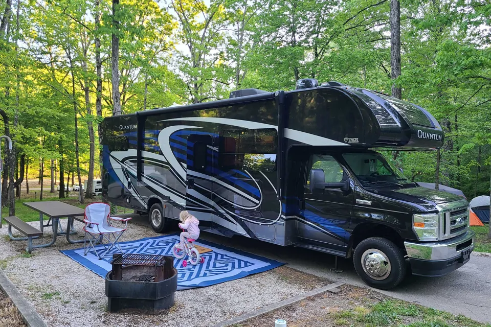 2021 Thor Motor Coach Quantum