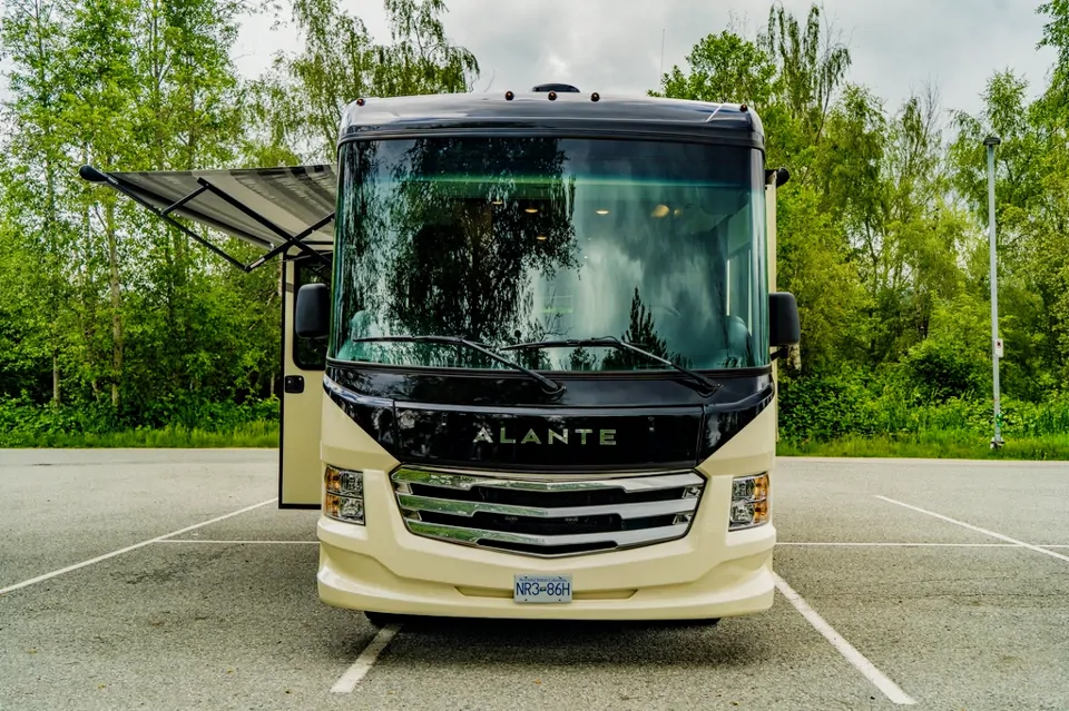 Ready For Adventure in a Fully Loaded 30ft Jayco 27A in Surrey, British Columbia