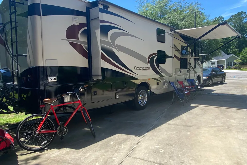 2018 FOREST RIVER Georgetown 