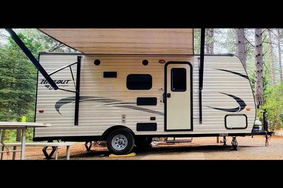 Just another camper Keystone 175LHS Travel Trailer à Redding, California