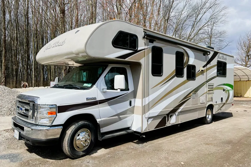 2016 Thor Motor Coach Four Winds