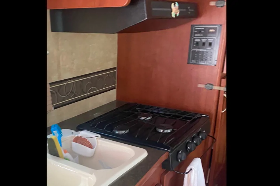 Melissa's Winnebago Minnie Winnie Class C in Charleston, South Carolina