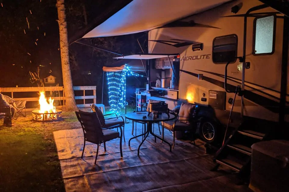 Mike and Cari's Dutchmen Aerolite Travel Trailer in Spring-Lake, Alberta