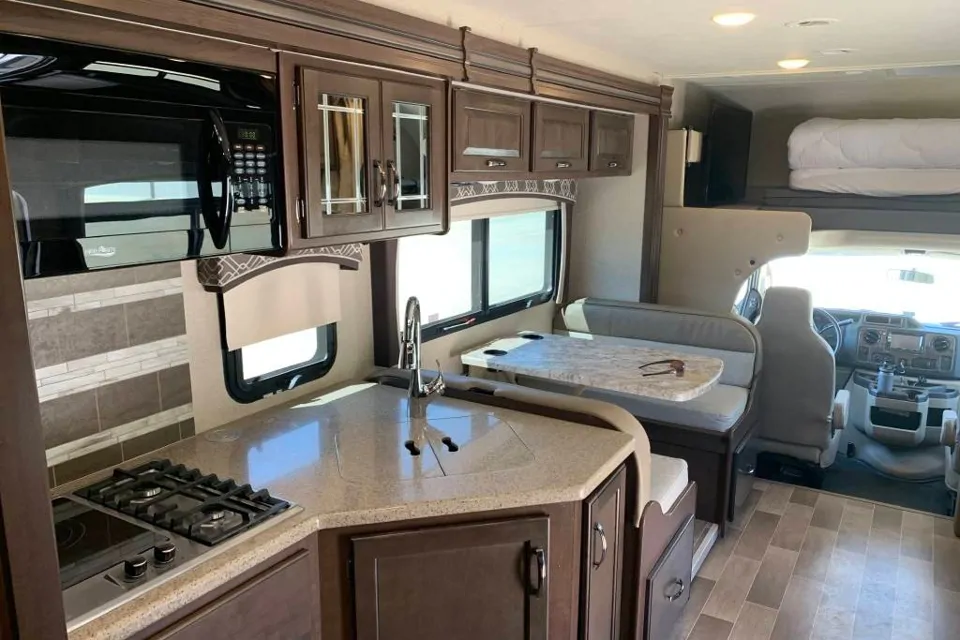 Sleeps 10 - Pet Friendly - Unlimited Miles! - 2020 Thor Motorcoach with 3 Bunkbeds and Outdoor Entertainment TV! in Conroe, Texas