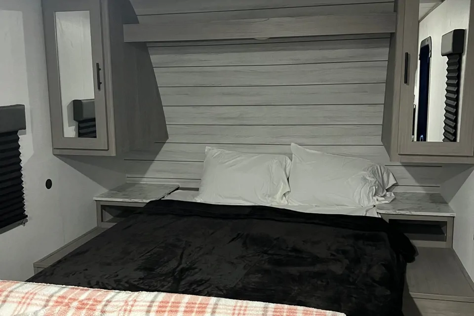 Rent my 2024 Coleman Lantern LT 274BH from 115/night RVezy