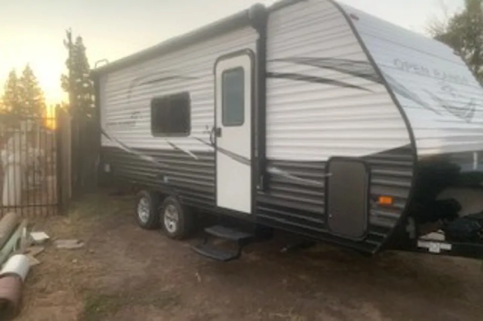 Open Range 20MB Travel Trailer in Fresno, California