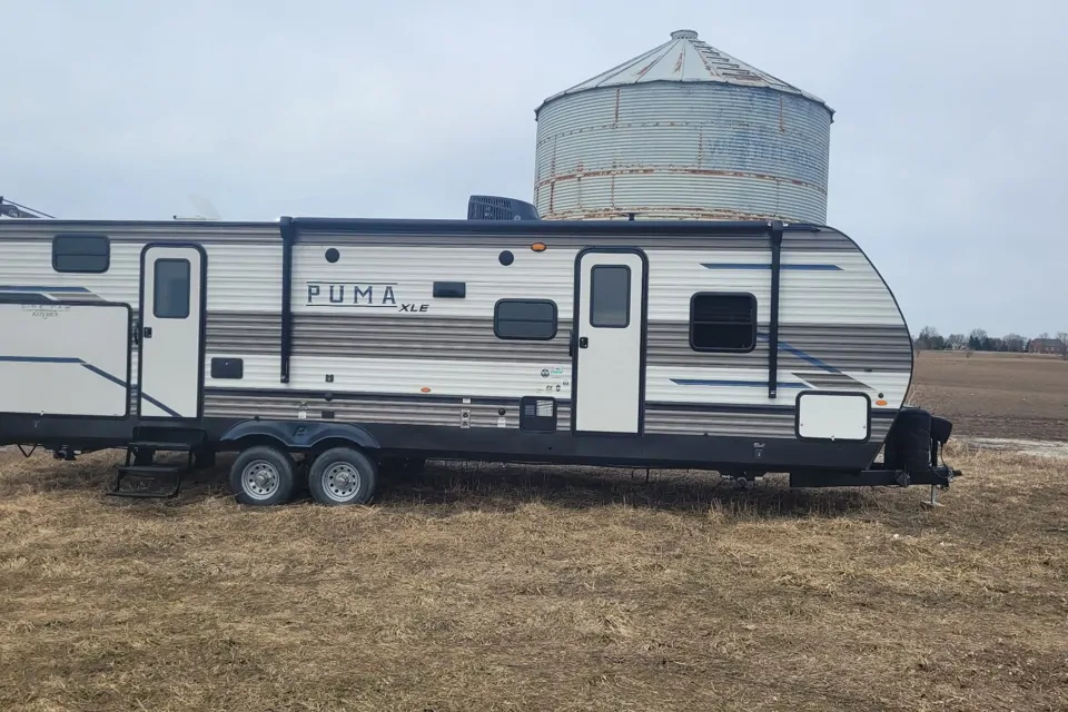 2023 Forest River Puma 31 qbbh