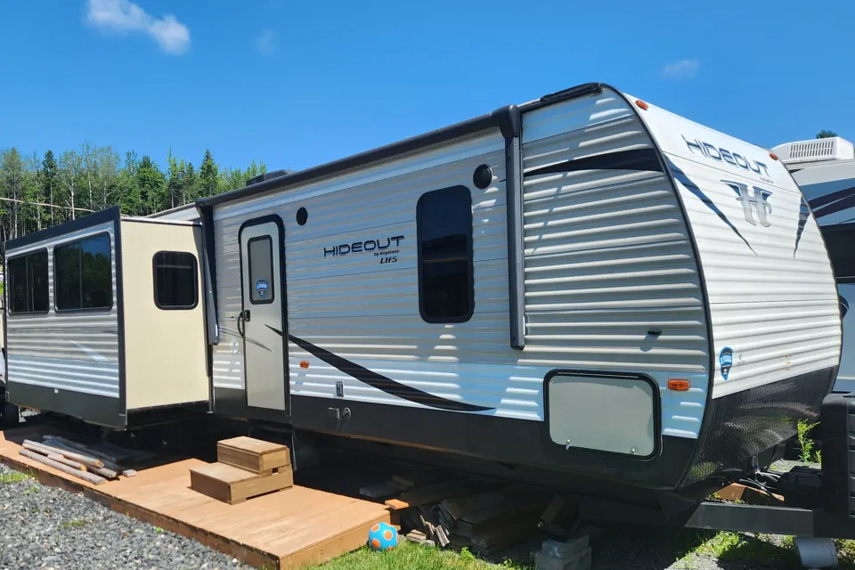 2019 Coachmen Hideout