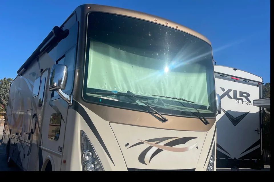 2017 Thor Motor Coach Windsport