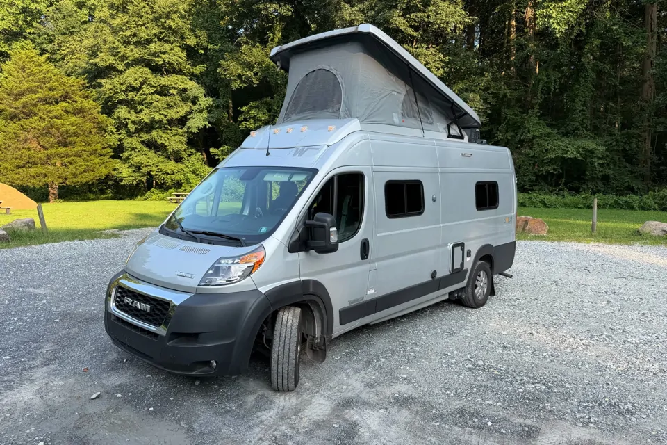 2022 Winnebago solis