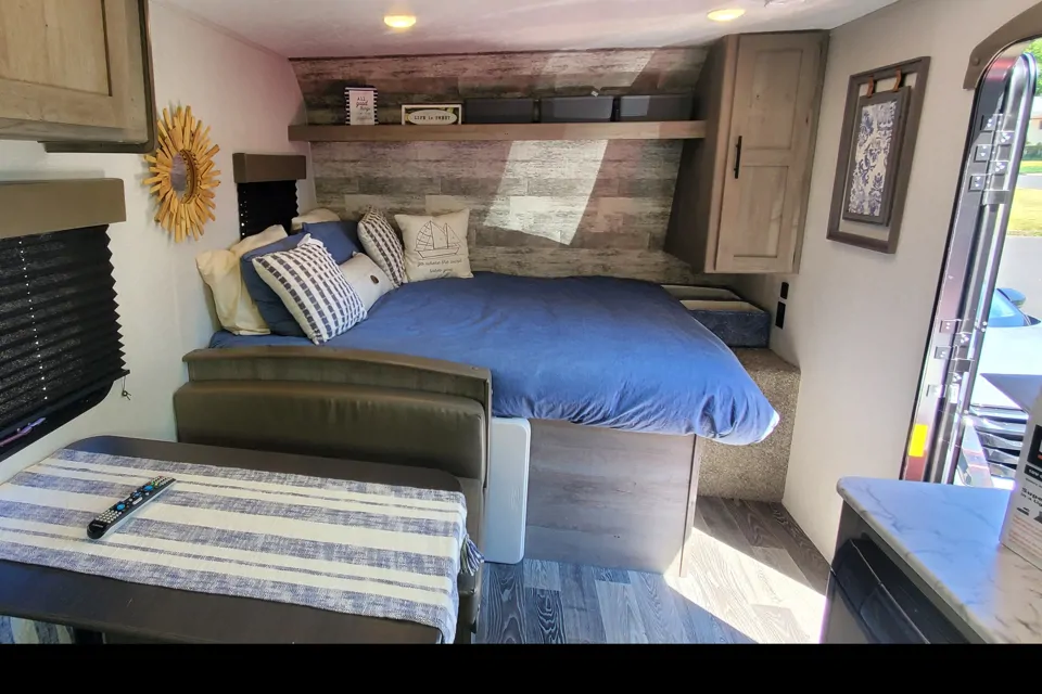 2021 Keystone Springdale Mini 1800BH