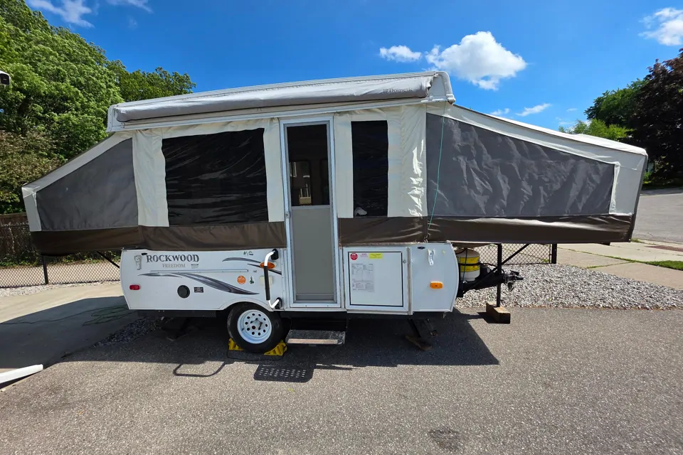 2014 Forest River Rockwood freedom