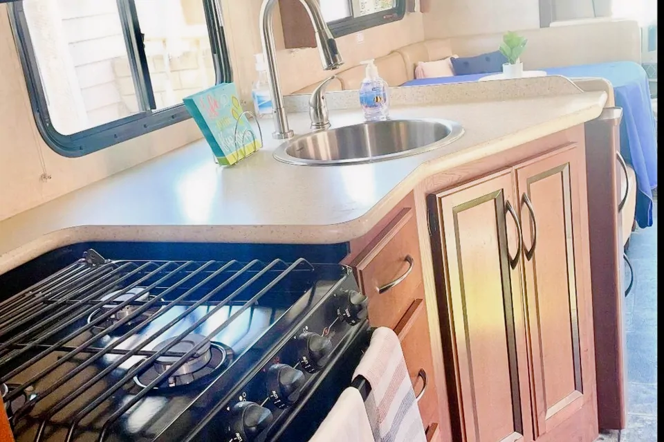 $150 per night WINTER SPECIAL in Simi-Valley, California