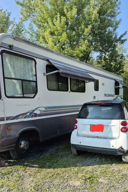 1997 Thor Motor Coach Residency