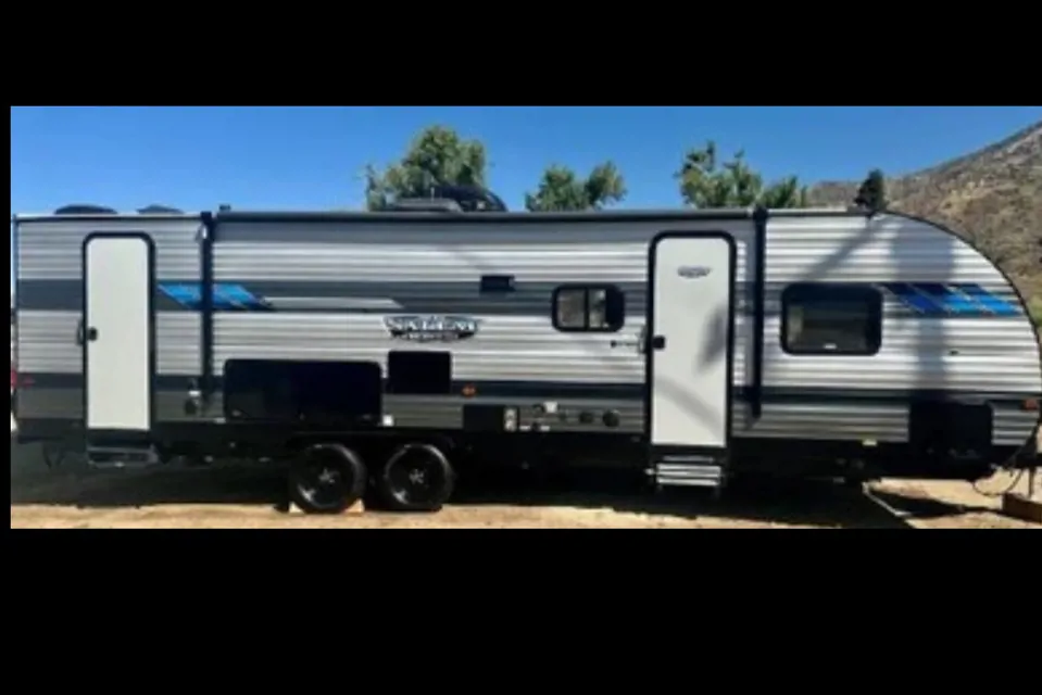 5 Bed Trailer - 32’  - Delivery Only👉🏻 Anywhere you want to go! à Lake-Havasu-City, Arizona