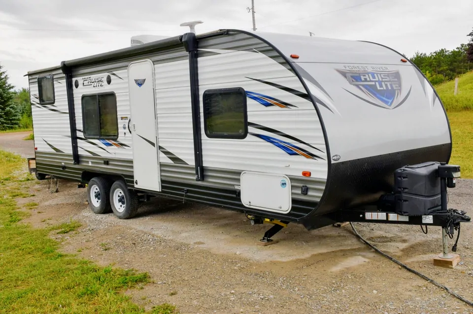 Jessica's 2020 Forrest-River 26bh "The Enterprise" Forrest-River 26bh Travel Trailer à New-Tecumseth, Ontario