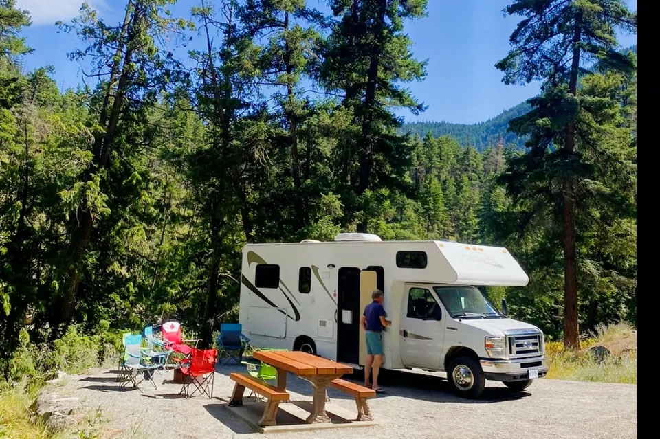 2013 Thor Motor Coach Majestic 23A