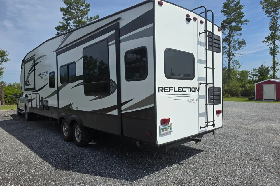 2020 Grand Design 320MKS