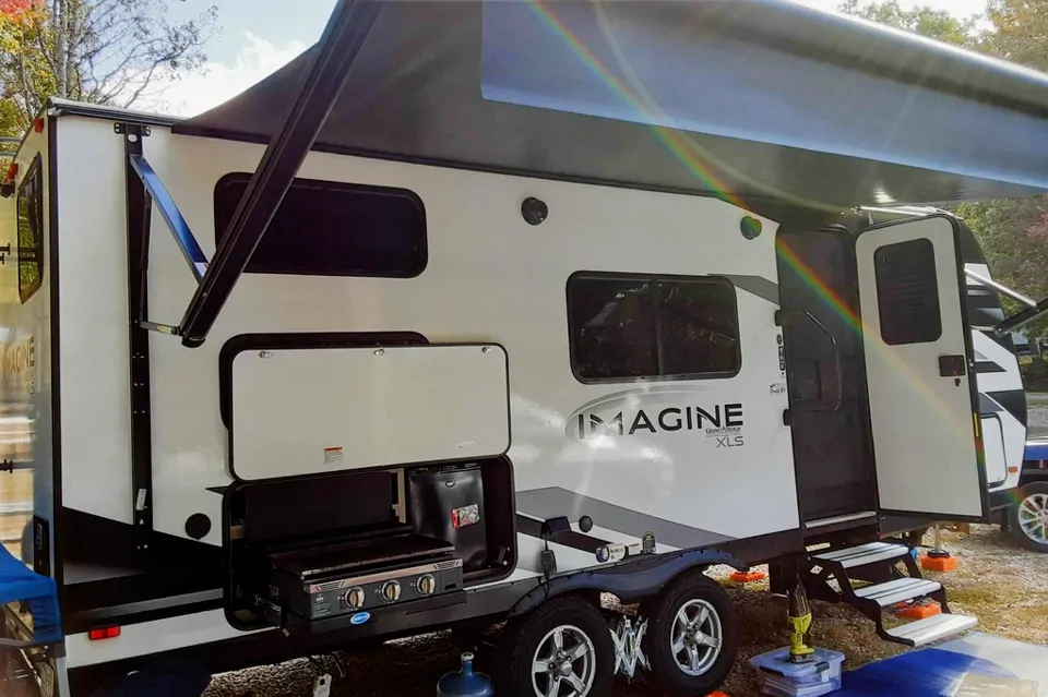 2022 Grand Design Imagine XLS 21BHE