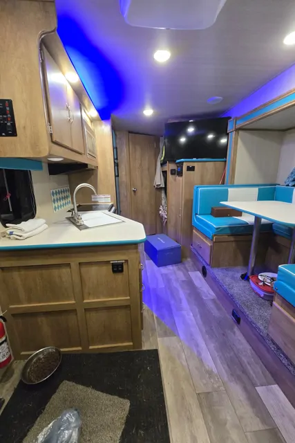 2022 Gulf Stream VN23QBS