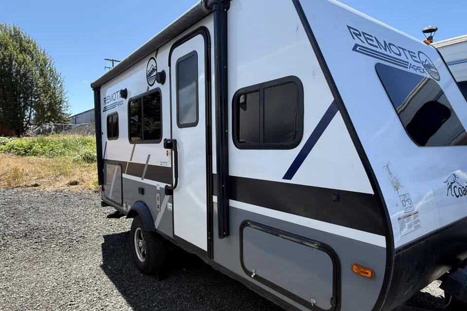 2022 Coachmen Apex Remote 16R