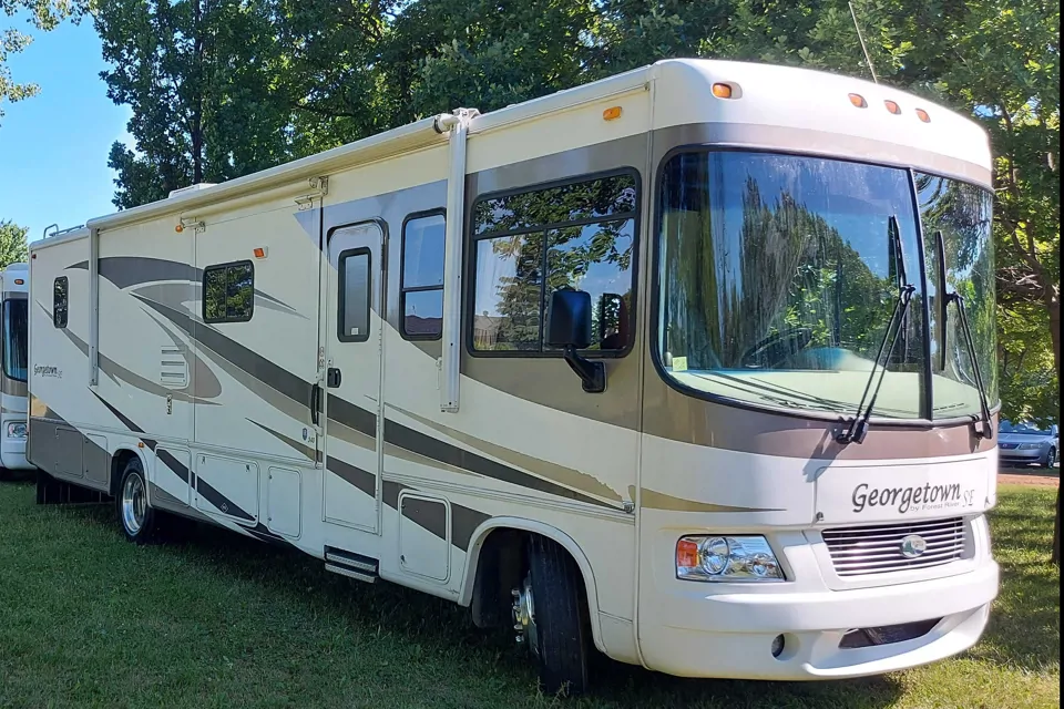 2008 Georgetown 340 TS Forest River