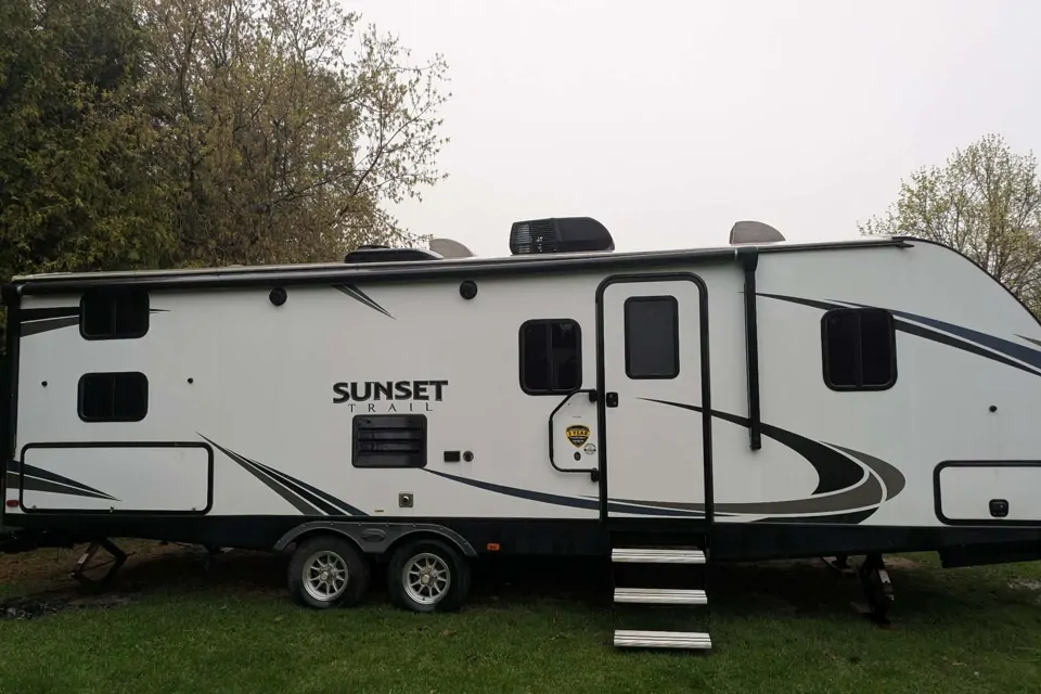 2019 Crossroads Sunset Super Lite 26bhs