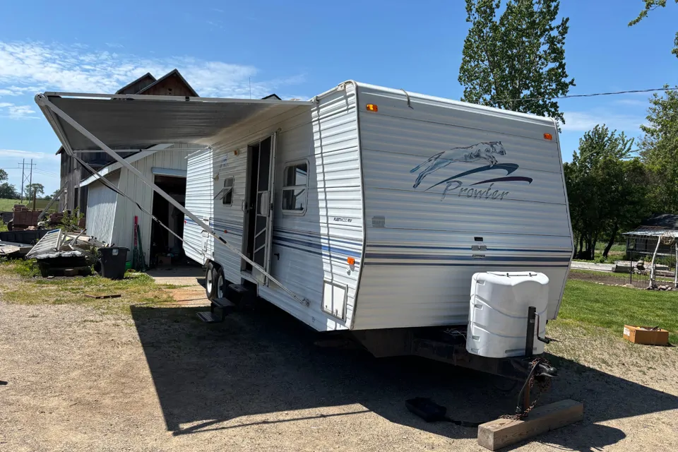 2001 Fleetwood Prowler