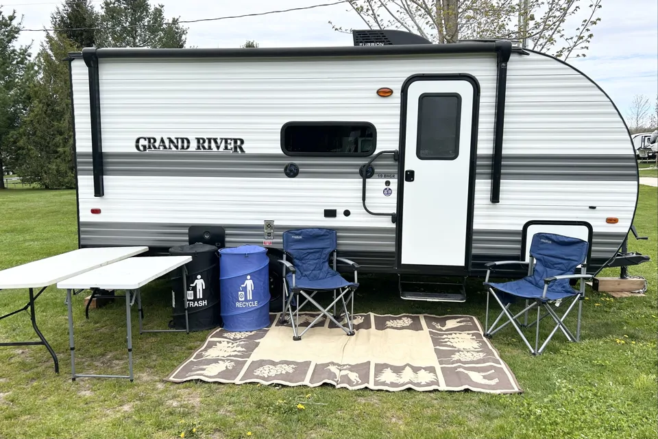 2024 Grand River 19BHGR