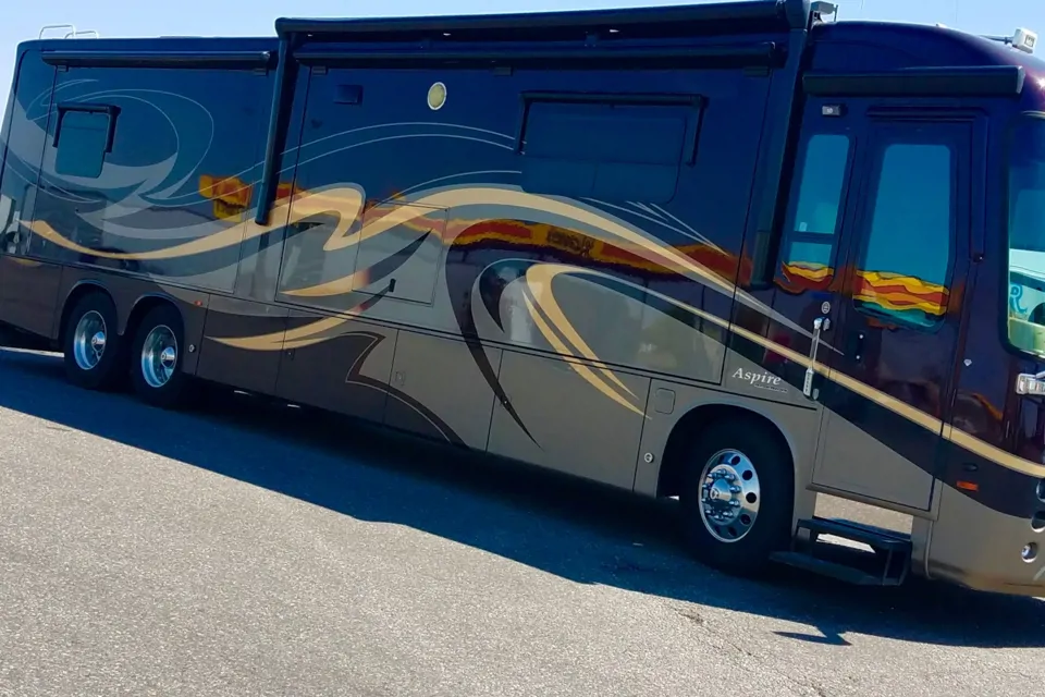 Luxury Class Entegra Coach Aspire 42DEQ Class A in Kissimmee, Florida