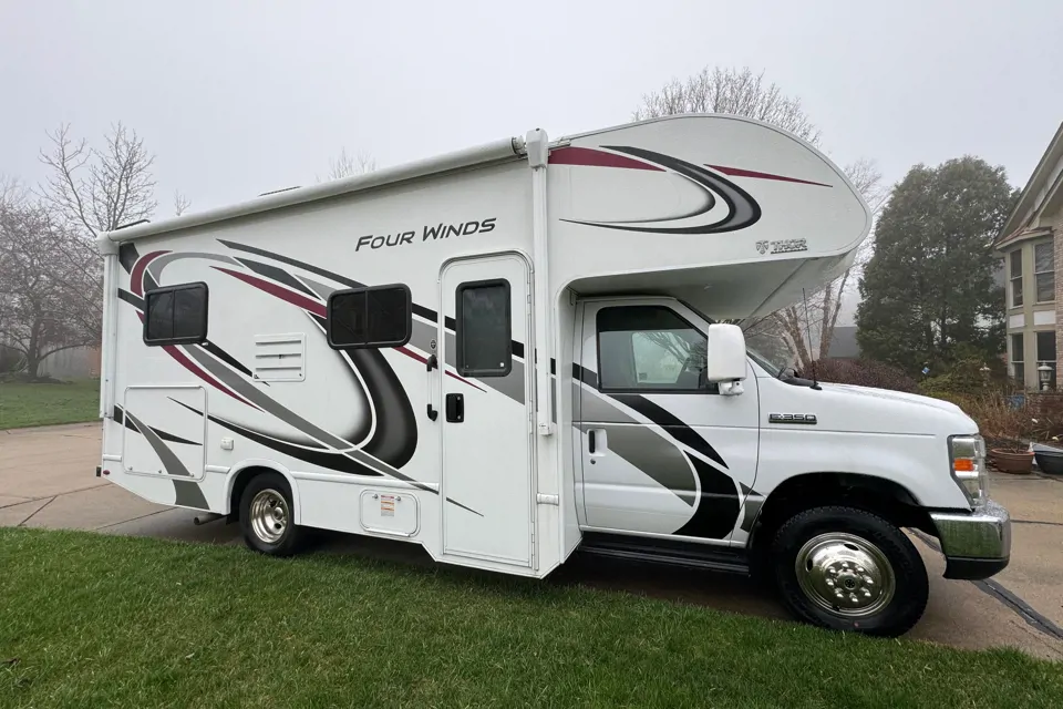 John's 2021 Thor Motor Coach Four Winds 22E in Rochester-Hills, Michigan