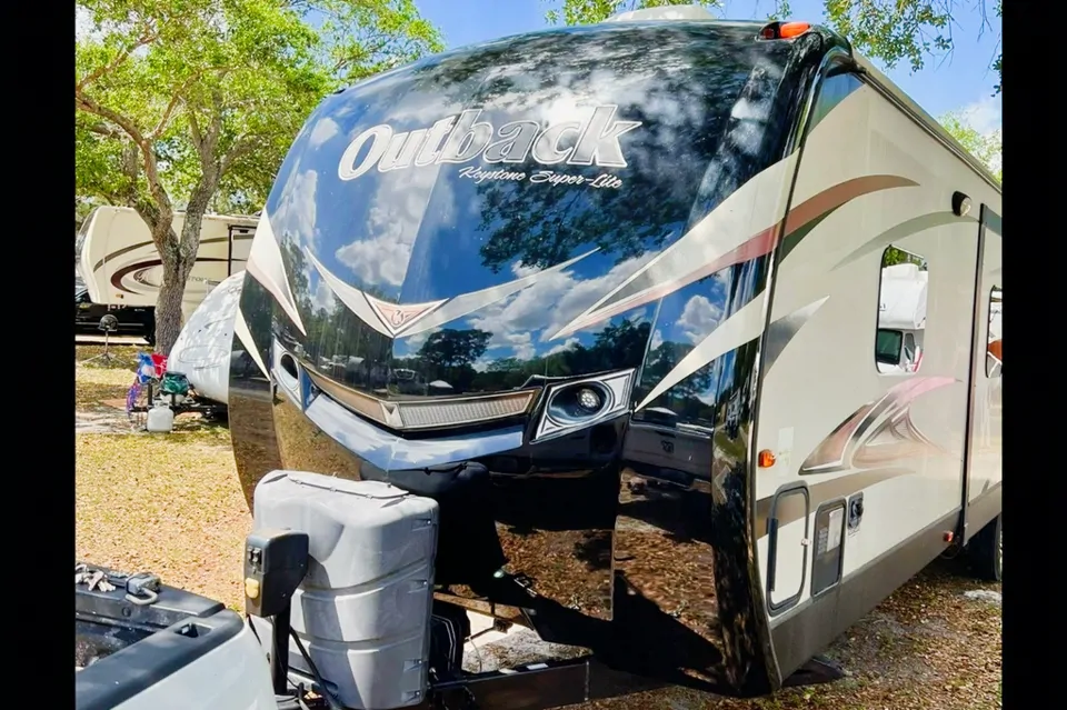 John's 32ft Keystone Outback Travel Trailer in Loxahatchee, Florida