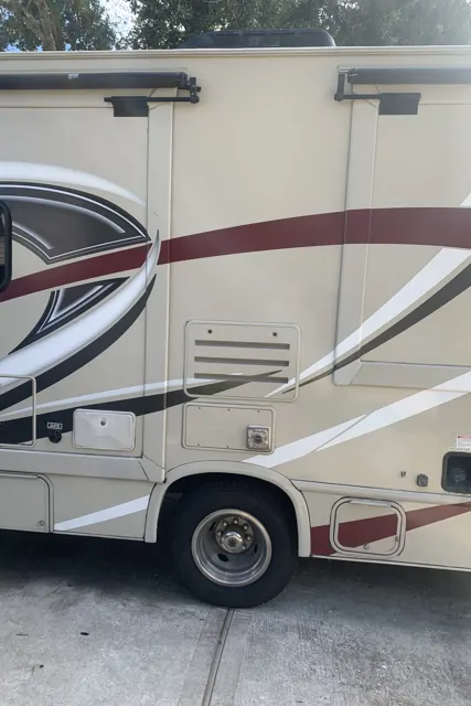 2018 Thor Motor Coach Chateau