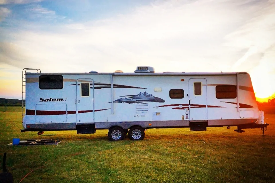 2009 Forest River 312 QBUD