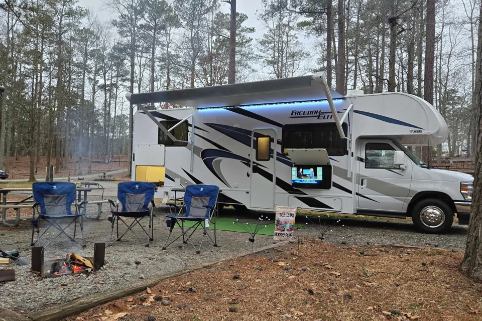 2024 Thor Motor Coach Freedom Elite 28HE