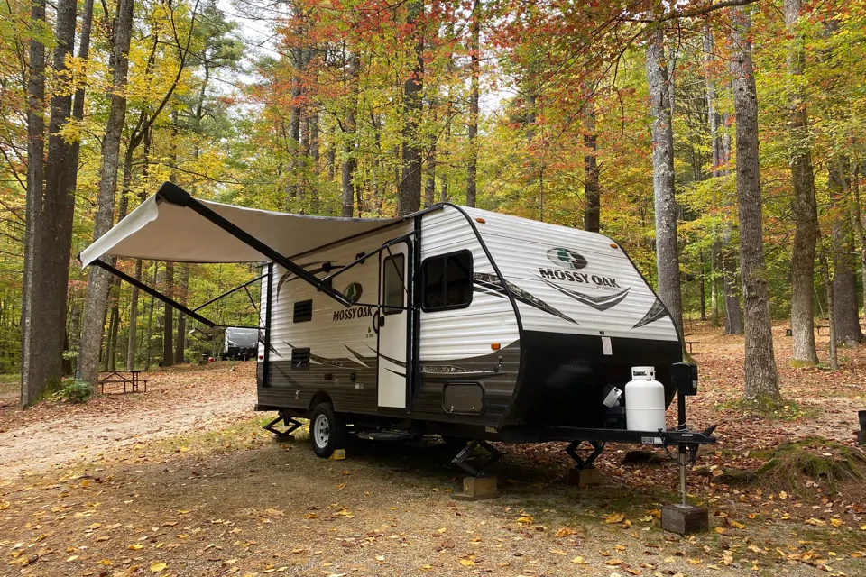 Ryan's Starcraft Mossy Oak 18BHS Travel Trailer in Vesuvius, Virginia