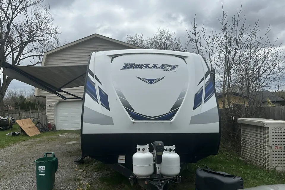 2018 Keystone Bullet ultra lite 272bhs
