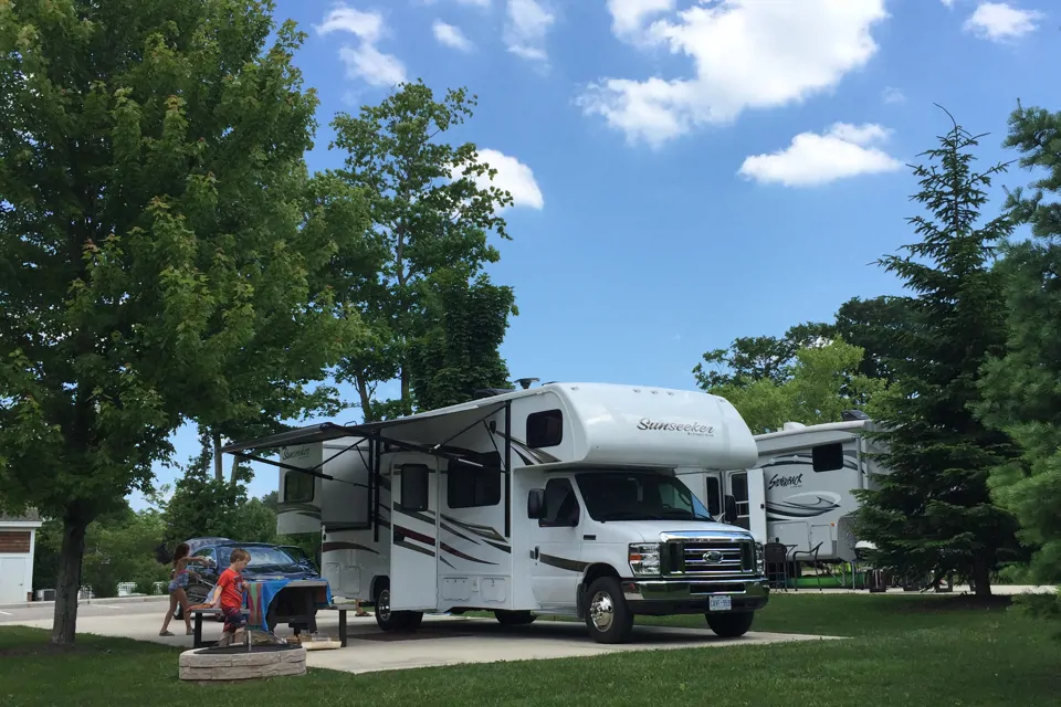2017 Forest River Sunseeker 2700DS